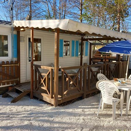 Mobilhome Les Volets Bleus Vaudreuille Экстерьер фото